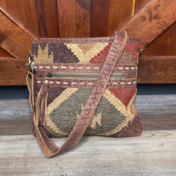Myra Bag Mahsen Bloom Crossbody Shoulder Purse Upcycled Bag - Picture 1 of 11